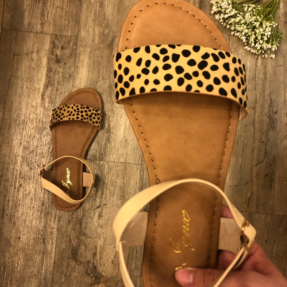 🐆😍 NEW Cheetah/Leopard Sandals 🐆🥰